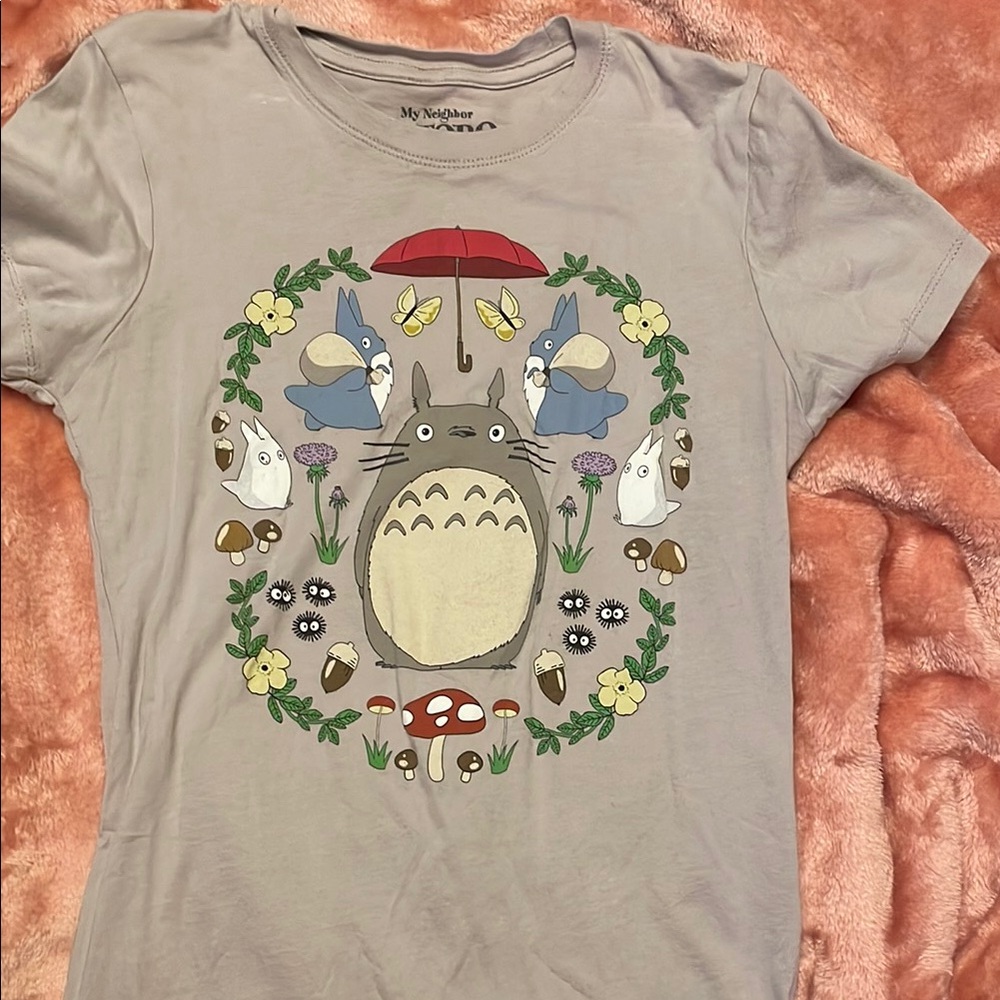 Gray Totoro Graphic Tee